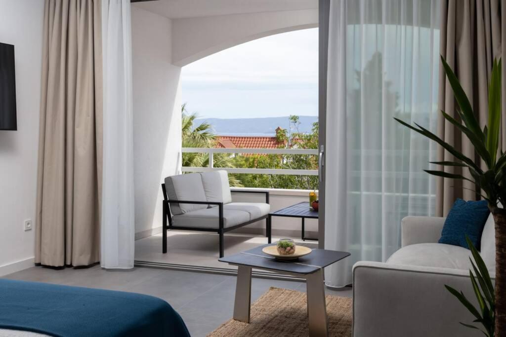 Holiday In Bol **** Blue Экстерьер фото